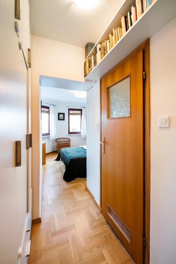 Woronicza Homey Wooden Apartment Варшава Экстерьер фото